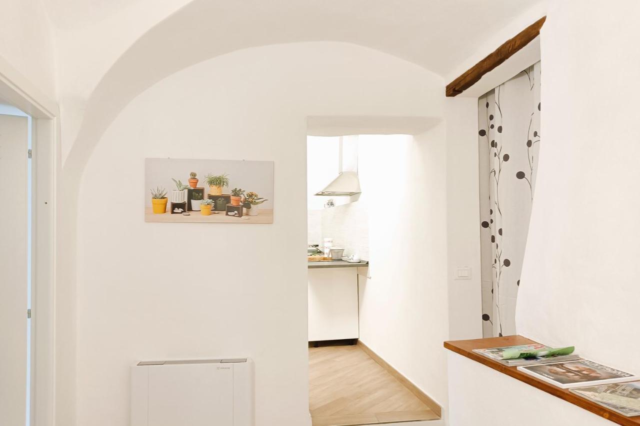Le Terrazze Bed & Breakfast Bastia  Eksteriør bilde